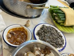 -朴小妹人参鸡汤火锅(长白山万达店)