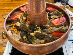 -乡土特色.冷锅鱼.牦牛肉汤锅