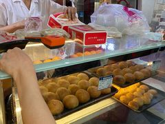 -白玉兰食品(汇联商厦店)
