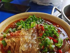 -马路边边串串香形象店(磐石路店)