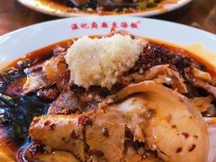 蒜泥白肉-温记府廟豆汤饭·始于1955年(海椒店)