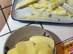 -歪火锅(宝光寺店)