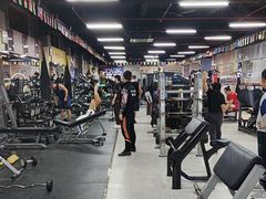 -星动力健身俱乐部(新塘店)