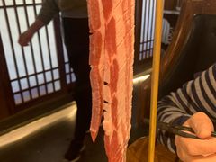 吊龙猪五花-明洞阿姨·韩式酱蟹烤肉·创意料理(三元桥店)