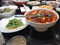 -鸽子侯·家宴·平价海鲜(市图书馆店)
