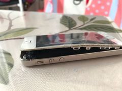 -Apple零售店(华贸购物中心店)
