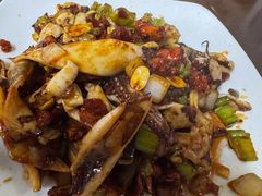 -公寓家常菜馆(海军博物馆店)