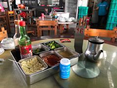 -四川小胡子海鲜(丁村万人海鲜广场店)