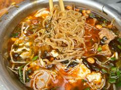 -老五鸡丝豆花面粉(瑞金北路68号院店)