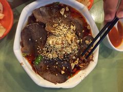 拌牛肉-曾牛肉