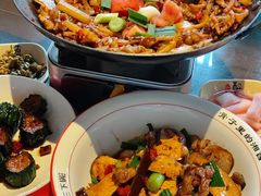 -富正毅三下锅·湘西韵味(天门山索道店)