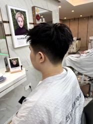 -秦·专注剪发
