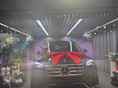 -上海星瀚奔驰4S店(红柳路店)