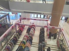 -资和信百货商场