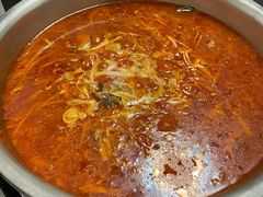 -黄利砖万峰林布依特色酸笋牛肉馆