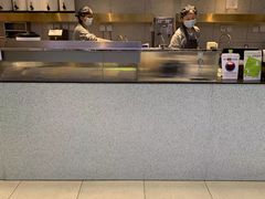 -奈雪的茶(亨特国际广场店)