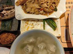 -喝丢一只鞋海鲜烧烤·海肠捞饭(东关街店)
