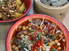 -拐枣巷小串串(财大店)