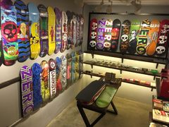 -聚点滑板SPOT SKATE(常熟路店)