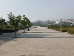 -汇泉广场