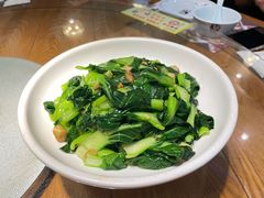 -黄泥岗·地道湖北菜(奥特莱斯店)