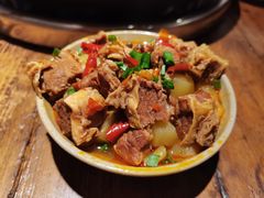 红烧耙牛肉-四小区火锅·巷子里的重庆火锅(花照壁店)