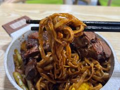 -内蒙焖面大盆骨餐馆(山大路店)