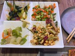 -叁宝烤肉• 西安烧烤 领跑品牌(中海城店)