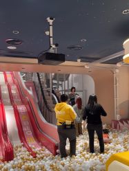 -奈尔宝家庭中心·亲子餐厅(北京东坝万达店)