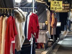 -吴山路夜市