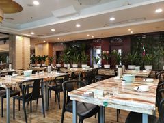 大堂-椿记烧鹅(叠彩店)