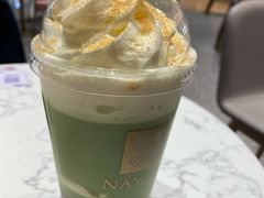-奈雪的茶(青岛卓悦里INTOWN店)