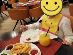 -WOLFGANG PUCK KITCHEN & BAR(迪士尼小镇店)