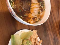 -矮子粉店1985·长沙米粉(湘春路店)