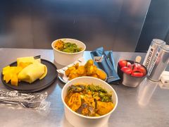 -W COLLECTIVE  DESSERT SHOP