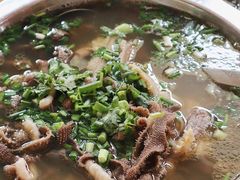 -谢老五跷脚牛肉·非遗传承店