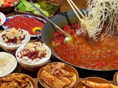 -萍姐火锅·公路夜市(武汉首店)