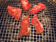 -铭牛烧肉·和牛海鲜自助(高新月牙湖店)