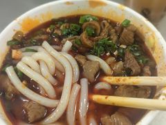 -中山牛肉肥肠粉面馆(军工社区店)