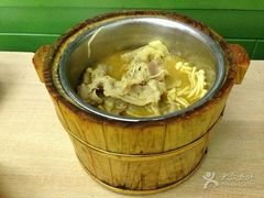 酸汤肥牛-做了不起的80后