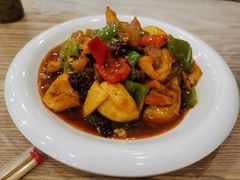 -江城燕子大排档(江汉路步行街店)