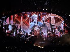 -宝能国际体育演艺中心