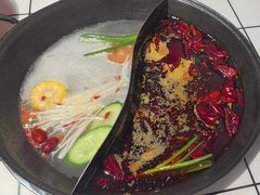 -伍师兄市井火锅(东部星悦天地店)