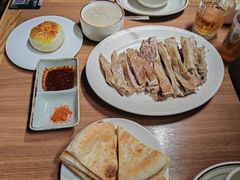 手抓肋条-贯贯吉·清真餐厅(浙江中路店)