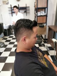 -MARTIN'S BARBER SHOP男士理发馆