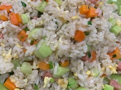 -鸿兴面馆馄饨小笼(稻香店)