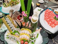 -鼎泰亨·海鲜牛肉餐厅(滨江店)