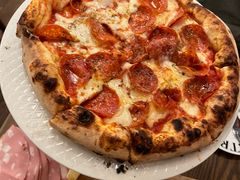 意大利辣香肠披萨-IL TEATRO 精品意大利餐厅