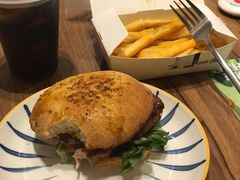 -必胜客(滨江店)