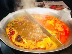 台式麻辣锅-湊湊火锅·茶憩(杭州湖滨银泰in77店)